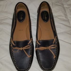 Clarks artisan slip on